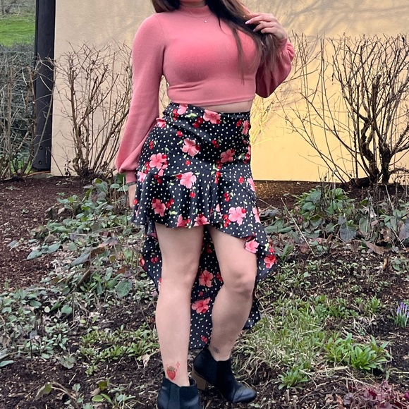 High Low Satin skirt - Picture 1 of 2